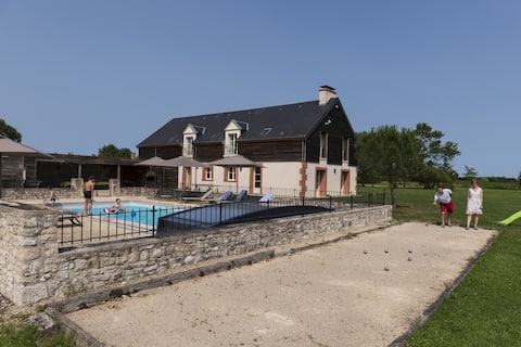 Bonneuil, spacious house, private pool