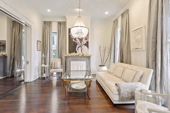 Luxury Compound! gallery image 2