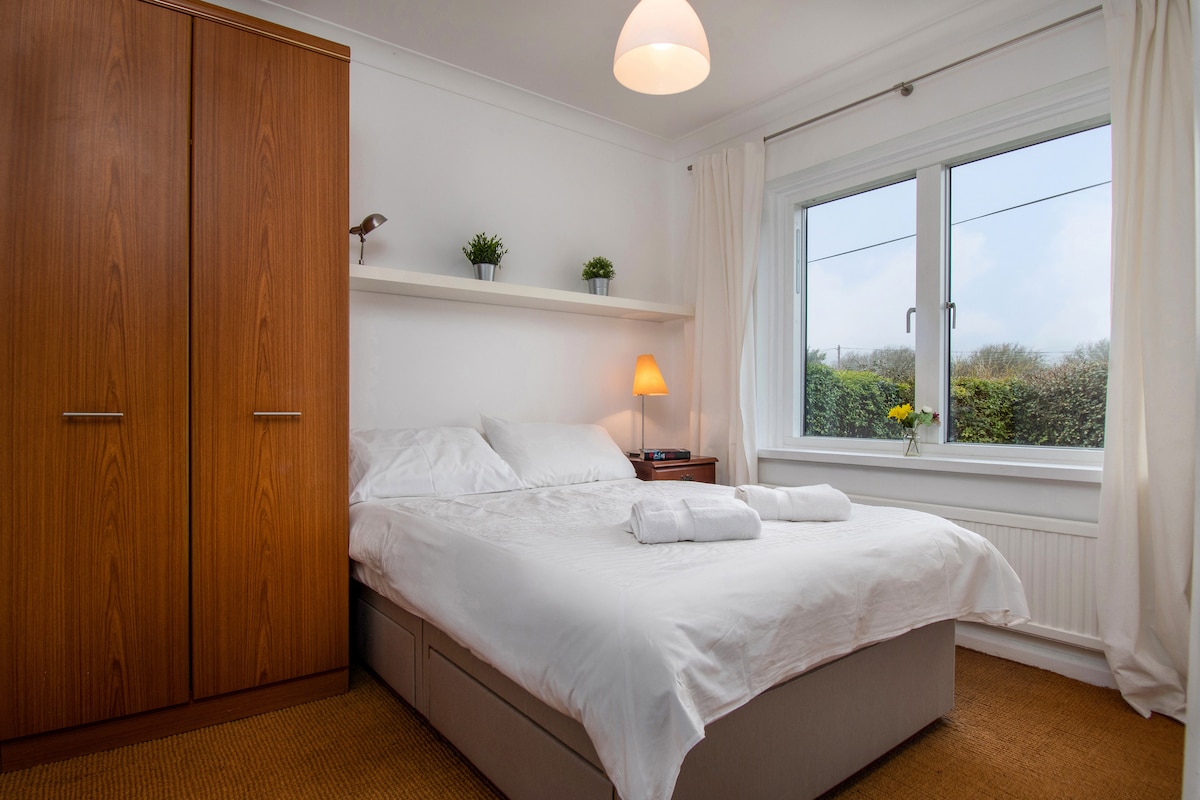 Спална соба три