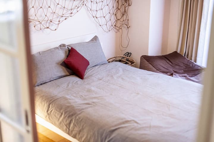 غرفة النوم 1