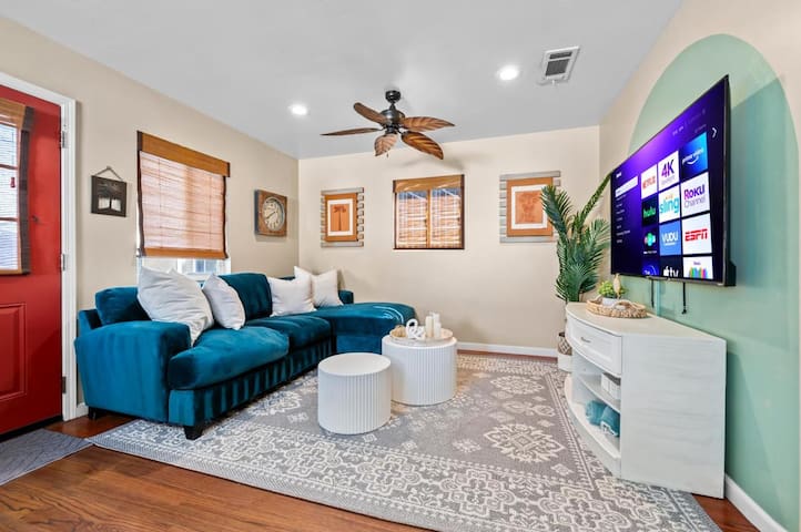 MB Oceanviews and Rooftop Deck 2BR w/ Parking