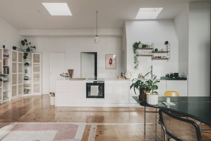 Exclusive Dachgeschosswohnung mit Panoramablick gallery image 5