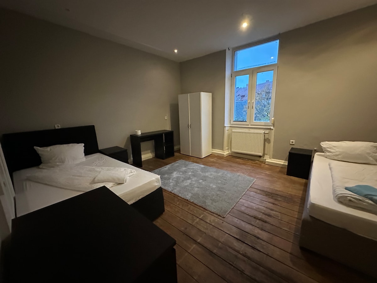 საძინებელი 4