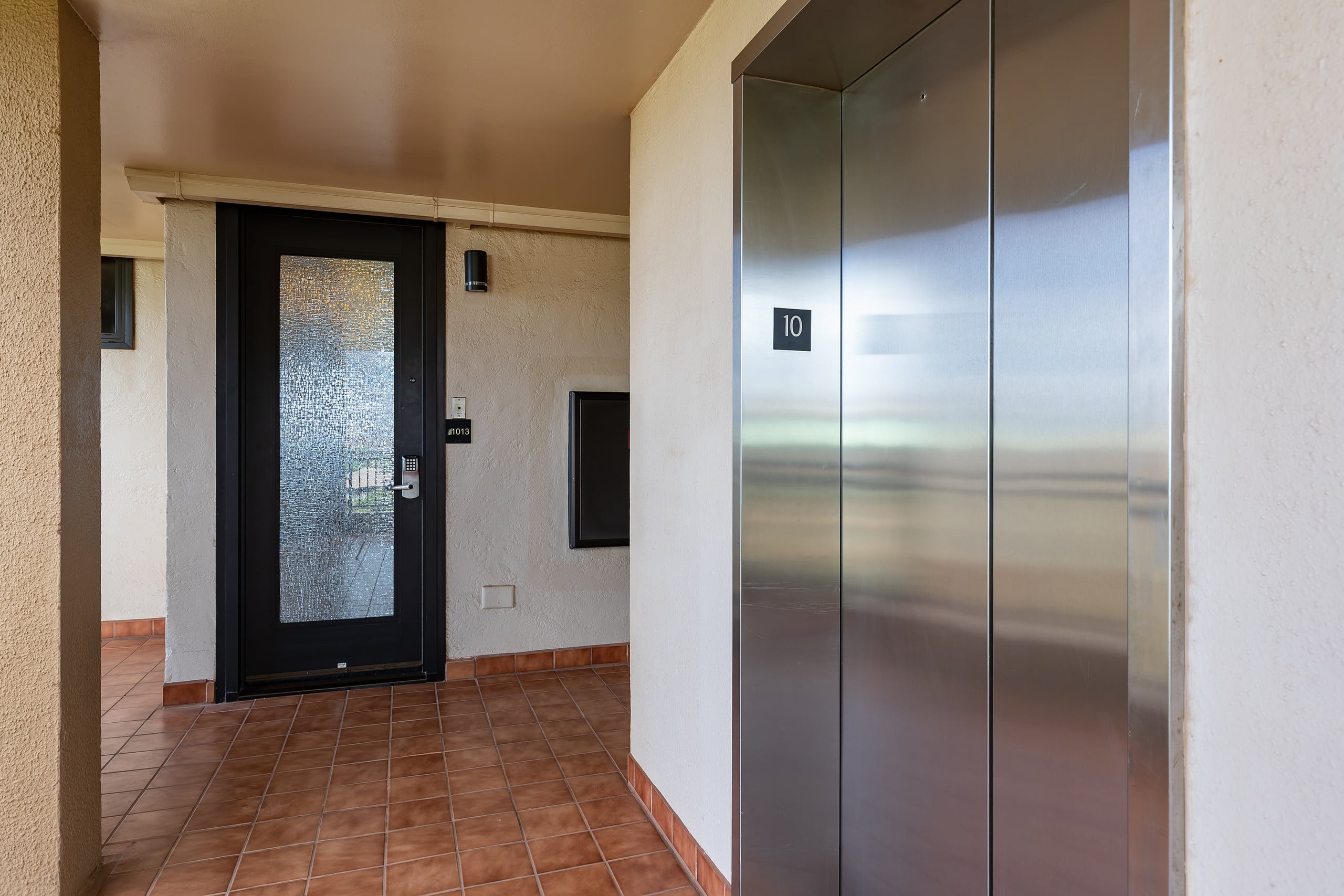 Condo in Lahaina · ★4.97 · Studio · 1 bed · 1 bath - Image 26