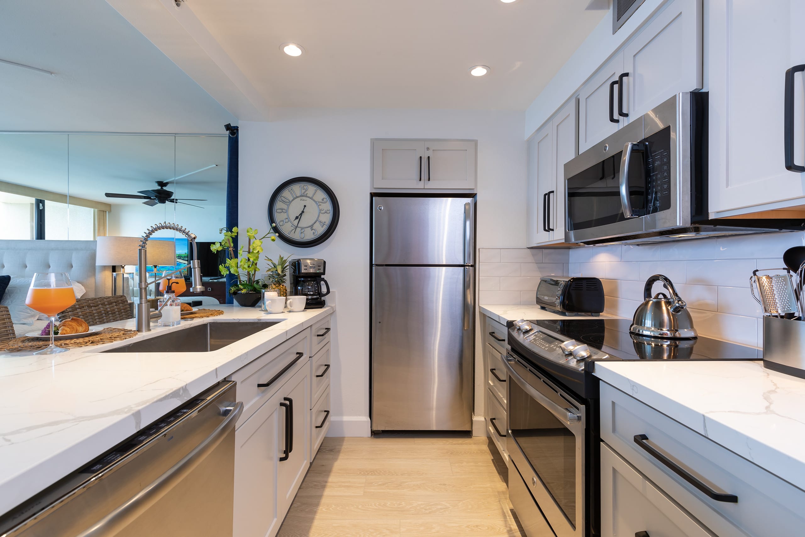 Condo in Lahaina · ★4.97 · Studio · 1 bed · 1 bath - Image 11