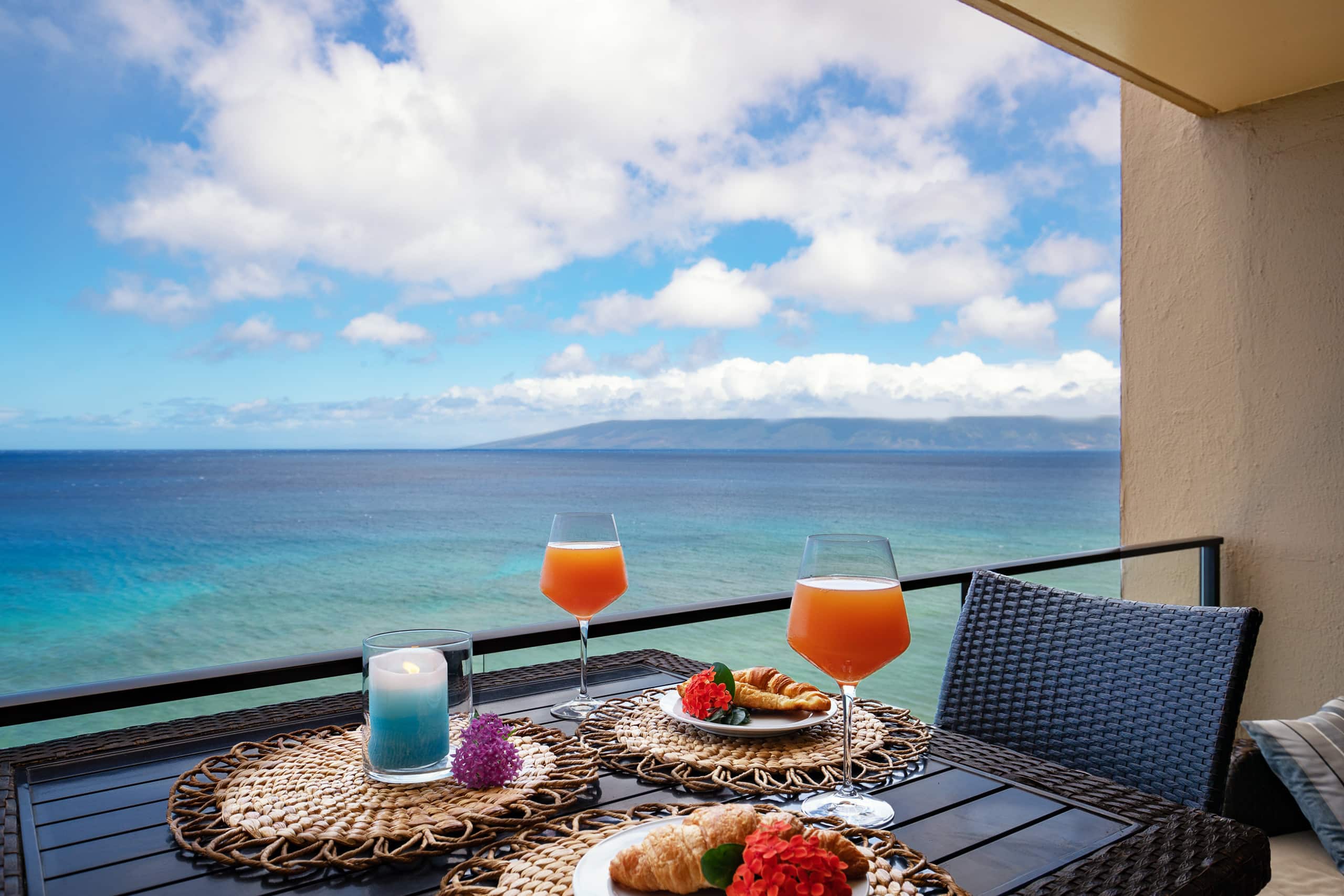 Condo in Lahaina · ★4.97 · Studio · 1 bed · 1 bath - Image 1