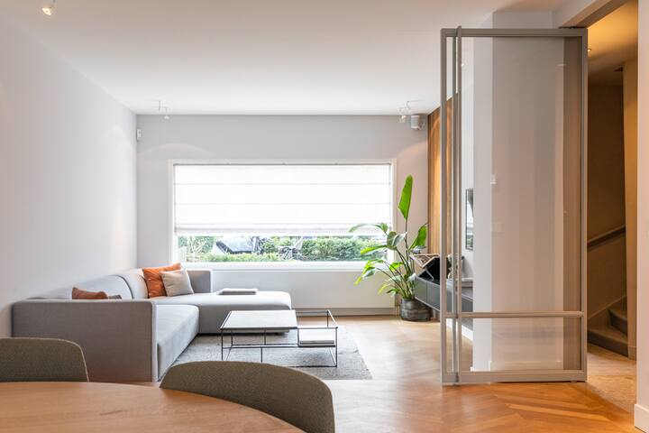 Large (170m2) luxurious beach house!