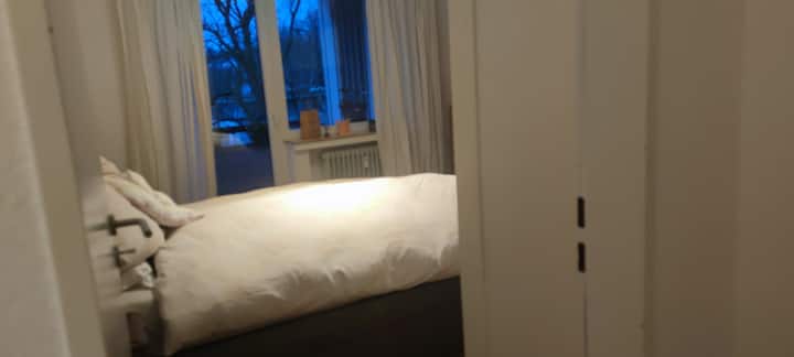 Strahlend Schön & Blitzsauber – Gemütliches Zimmer - Aquisgrana