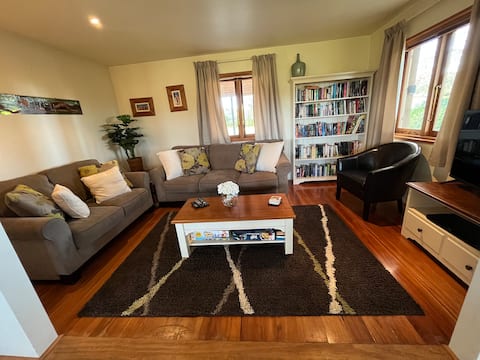 Successful Airbnb property: The Annexe | Tennis | Spa | New Bathroom! in Ashburton District West