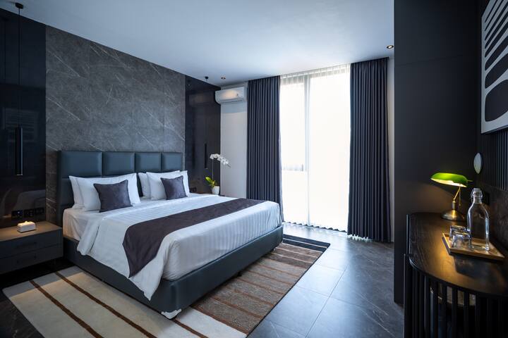 Villa Majestic: Butler, Shared Sauna & Hot Tub