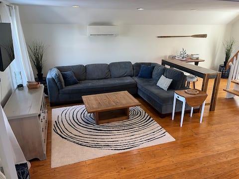 Successful Airbnb property: Peaceful home near Mayflower beach w/ 3 full baths in Dennis