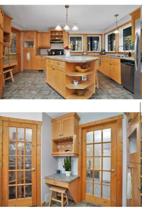 Successful Airbnb property: Country Paradise in Rocky Mountain House