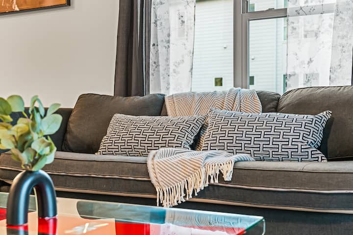 Ember - Mins To Dt, Ellum, Greenville | 2 Beds - Dallas, TX