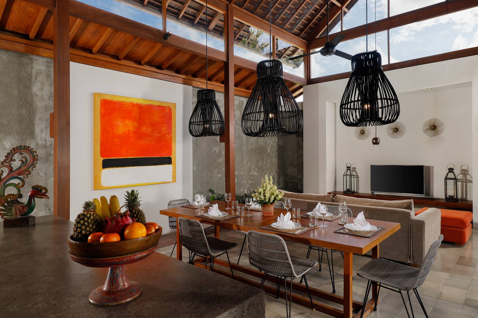 Luxe Bumbak Living Private Villa in Kerobokan 2