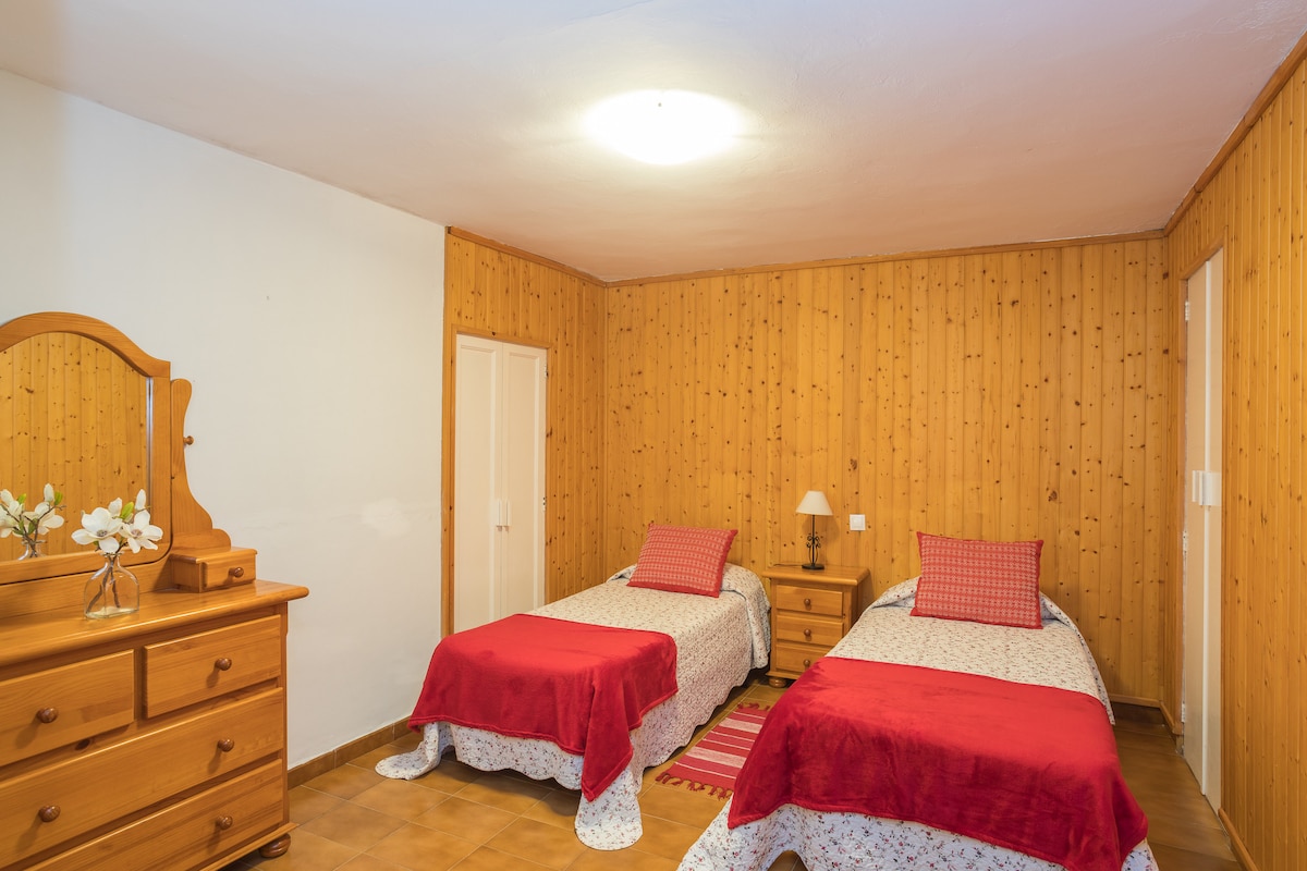 საძინებელი 1