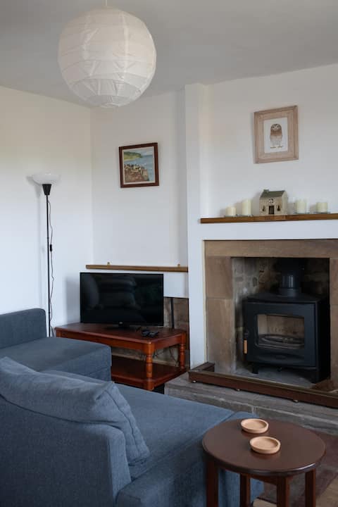 Successful Airbnb property: Country cottage on Cleveland Way in Loftus