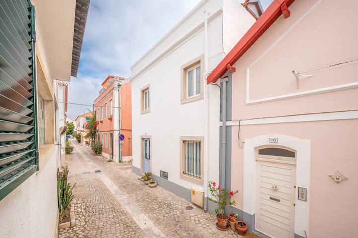 Blue Tide – Two Bedroom Apartment gallery image 5