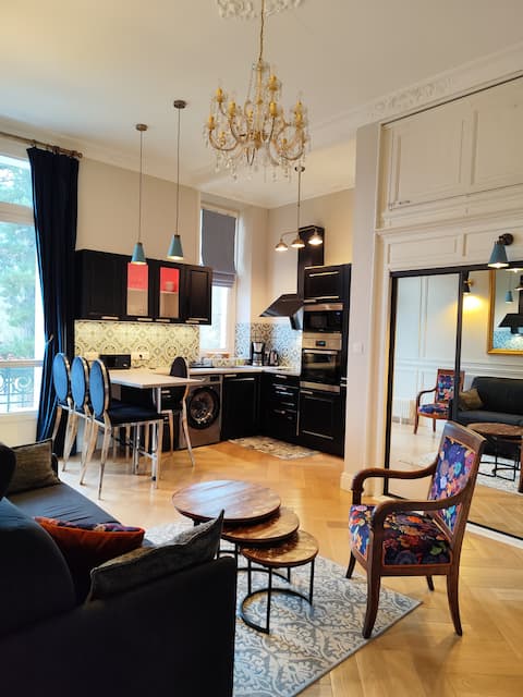 Popular Airbnb listing: Apartment 120 - Pyrénées Palace Luchon in Bagnères De Luchon