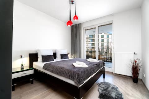 Exclusive New Apartment, Centre & Parking