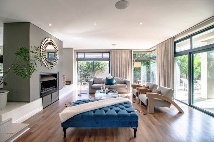 Belina – Sunset Links Villa gallery image 3