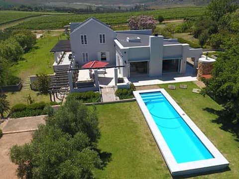 South Hill Vineyards - Villa (6 Bedroom)