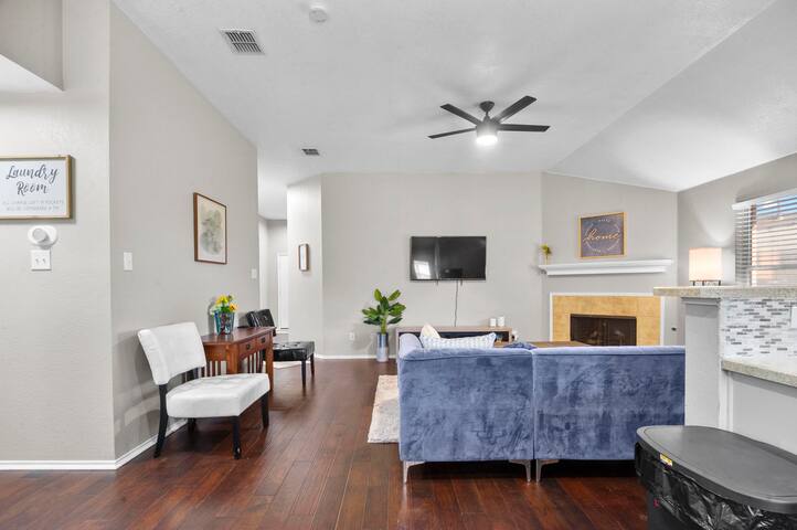 30% off 30+ nights ~ Corp Pros*Families*Med Staff gallery image 3