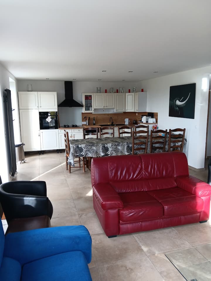 Maison 10 Personnes 5 Chambres - Chastreix