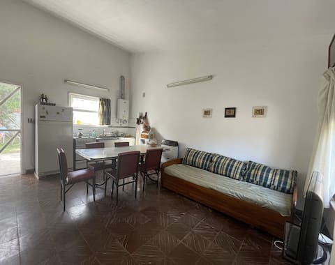 Anuncio de Airbnb popular: Garden house with a grill near the beach en Playa Serena
