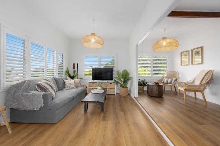 Bonny Chill - Walk To Beaches, Pet Friendly - Lake Cathie