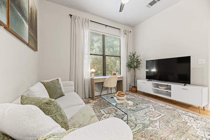 Oaklawn L Prime Location L Free Park - Dallas, TX