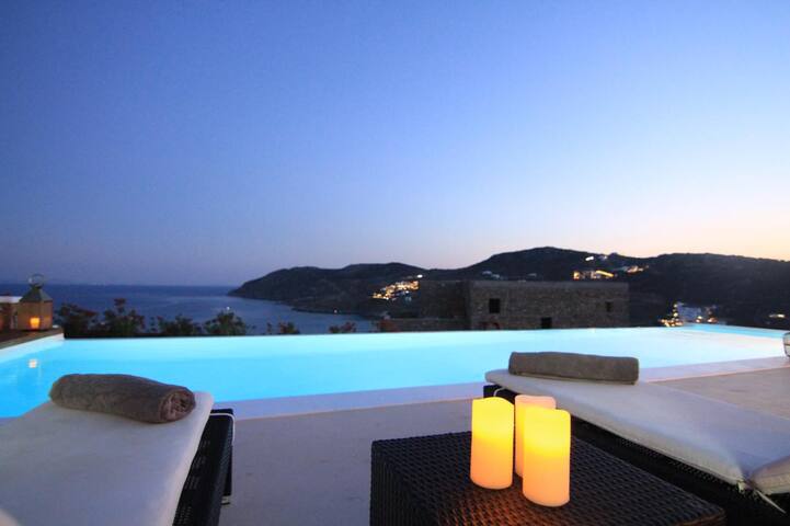 Emerald Margi Villas Mykonos Kalo Livadi gallery image 3