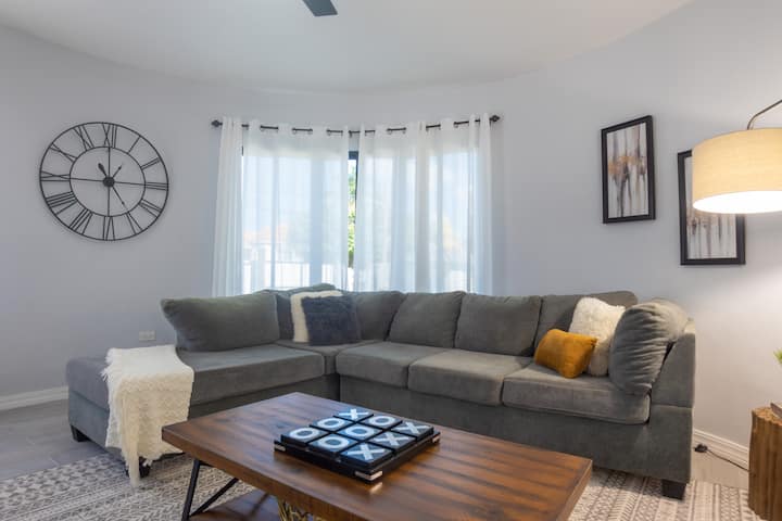 2 Bedroom Townhouses, Ironshore, Montego Bay - モンテゴ・ベイ