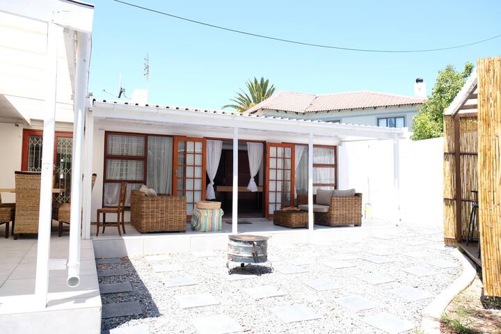 Villa on Flamingo Vlei gallery image 3