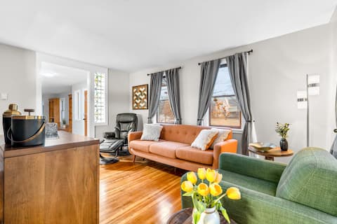 #30 - Spacious & Cozy!