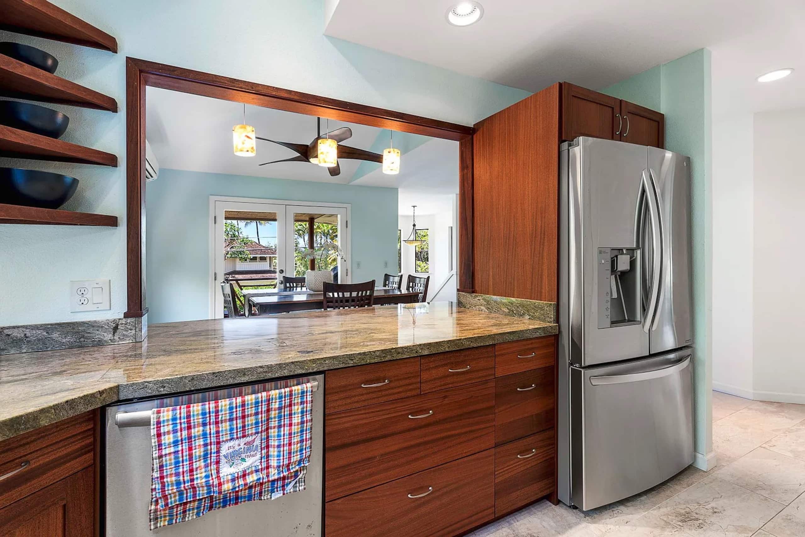 Home in Waimea · ★4.59 · 5 bedrooms · 12 beds · 3 private baths - Image 12