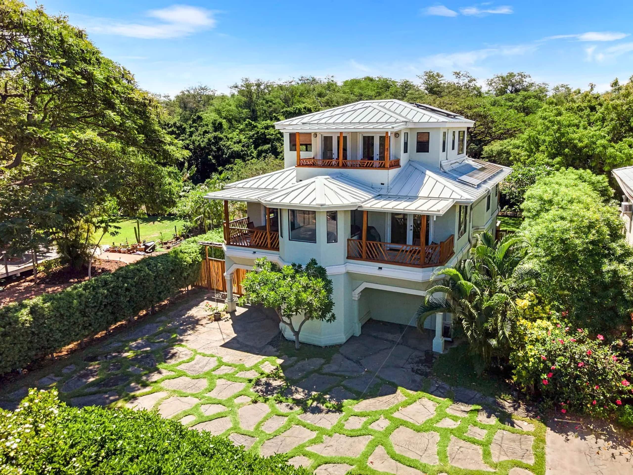 Home in Waimea · ★4.59 · 5 bedrooms · 12 beds · 3 private baths - Image 29