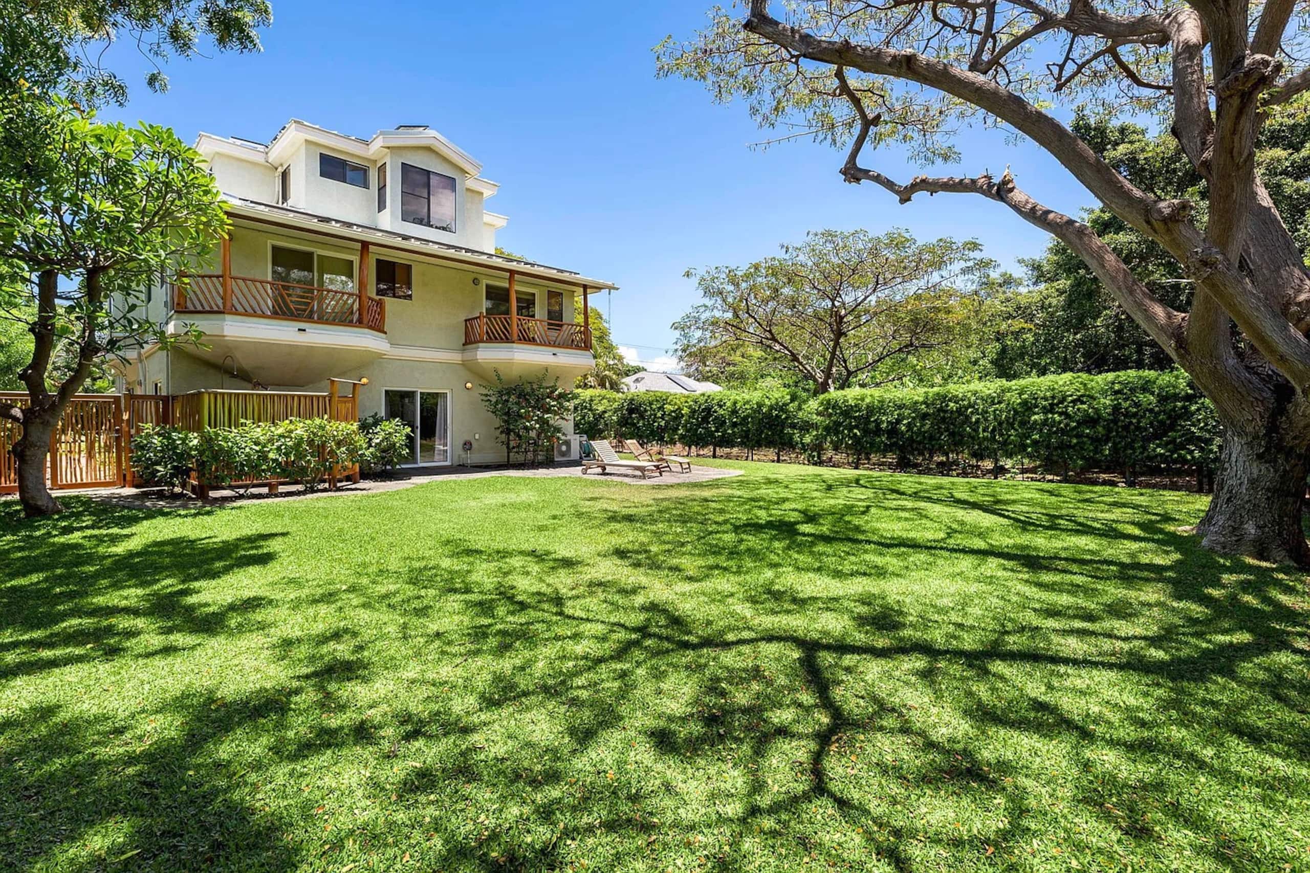 Home in Waimea · ★4.59 · 5 bedrooms · 12 beds · 3 private baths - Image 26