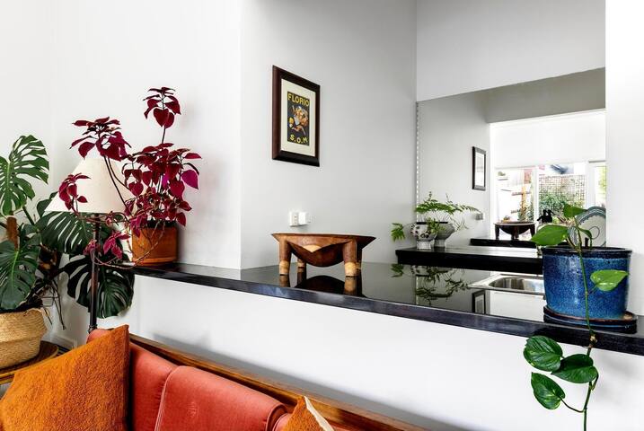 Historic Urban Sanctuary w/ Modern Flair & Parking gallery image 2