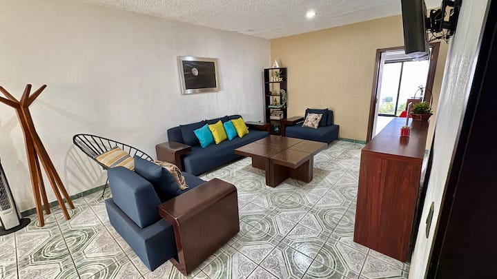 Acogedora Y Amplia Casa Para Trabajar Y Descansar - Ciudad Guzmán
