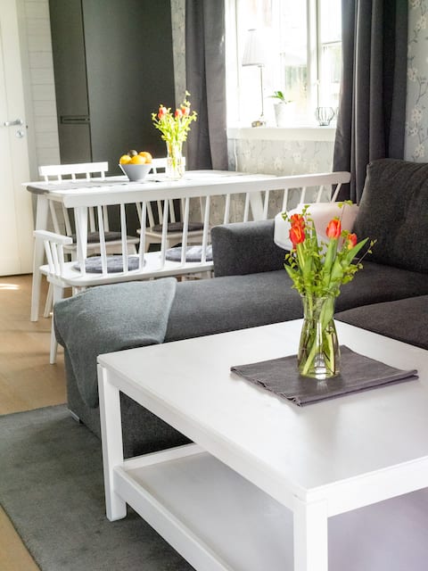 Top performing Airbnb: Cozy accommodation near the lake in Leksand