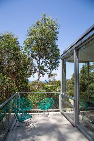 BOUGH HAUS gallery image 4