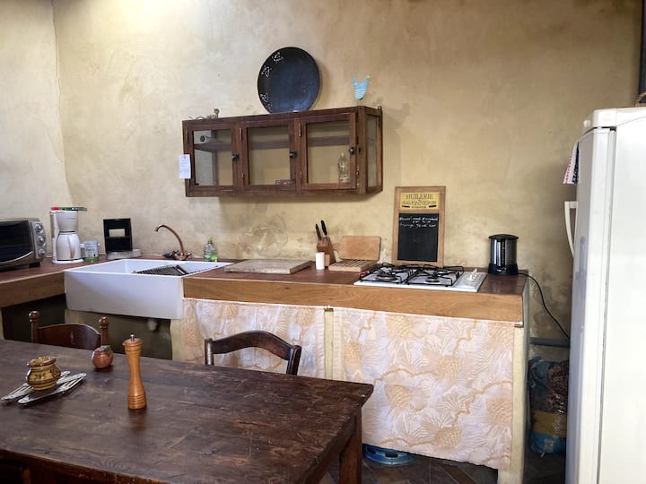 Un Mazet En Famille Dans Le Jardin - Saint-Hippolyte-du-Fort