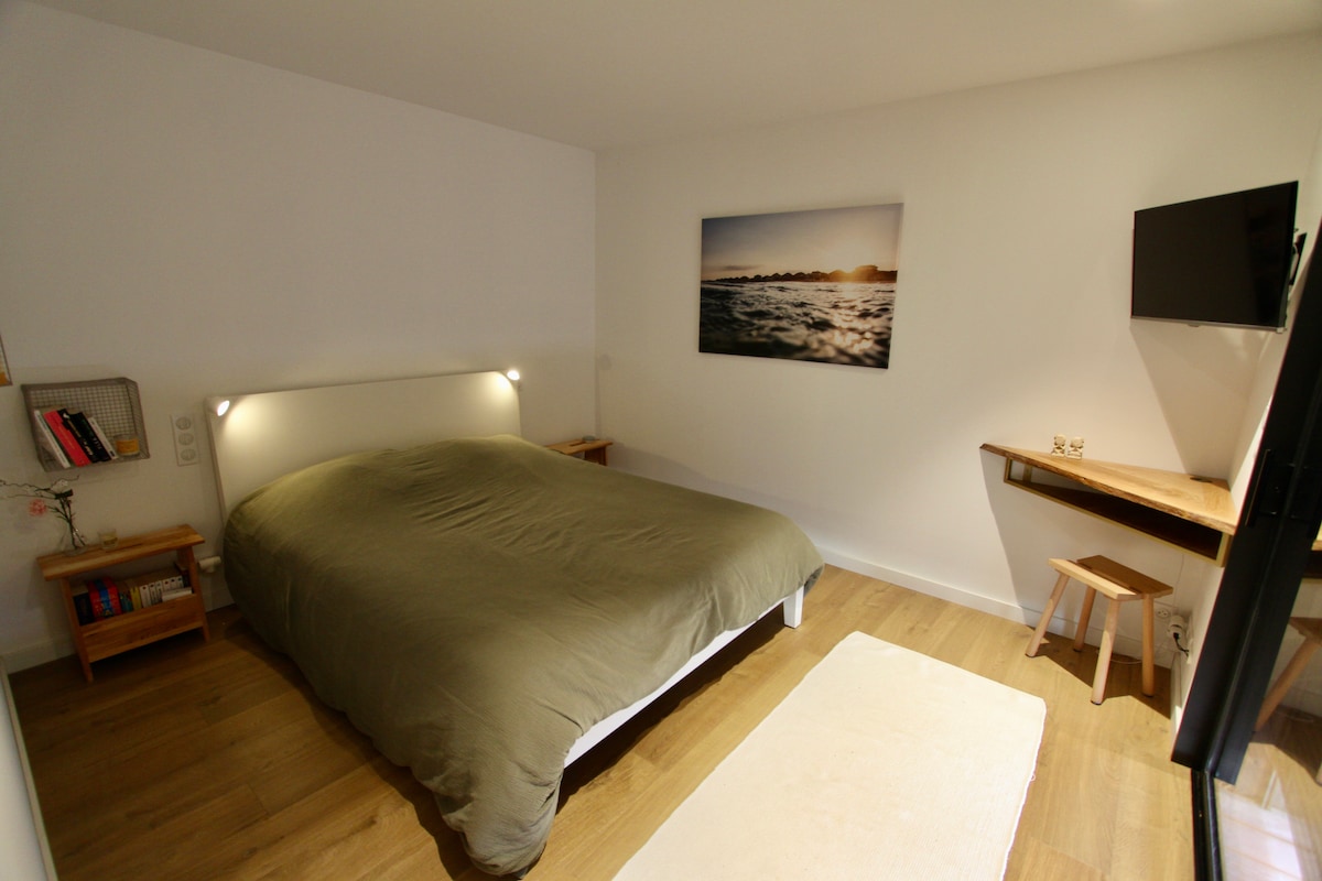 საძინებელი 1