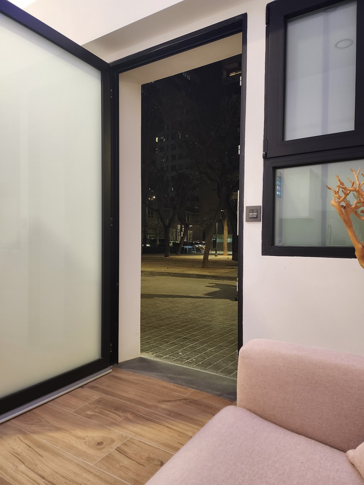 Top performing Airbnb: kala-mar Valencia in Algirós