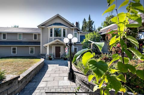 6 Bedroom - Fir Haven Guest House