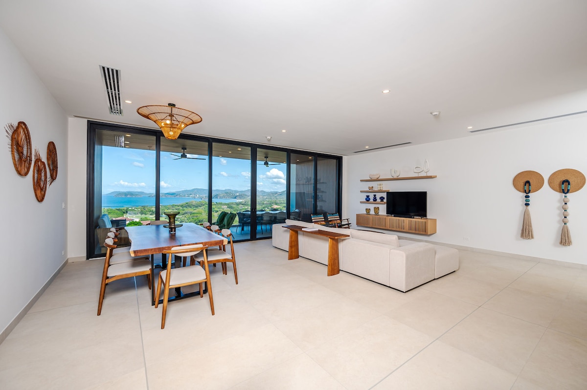 Ocean View Condo in Reserva Conchal, Poró 4A