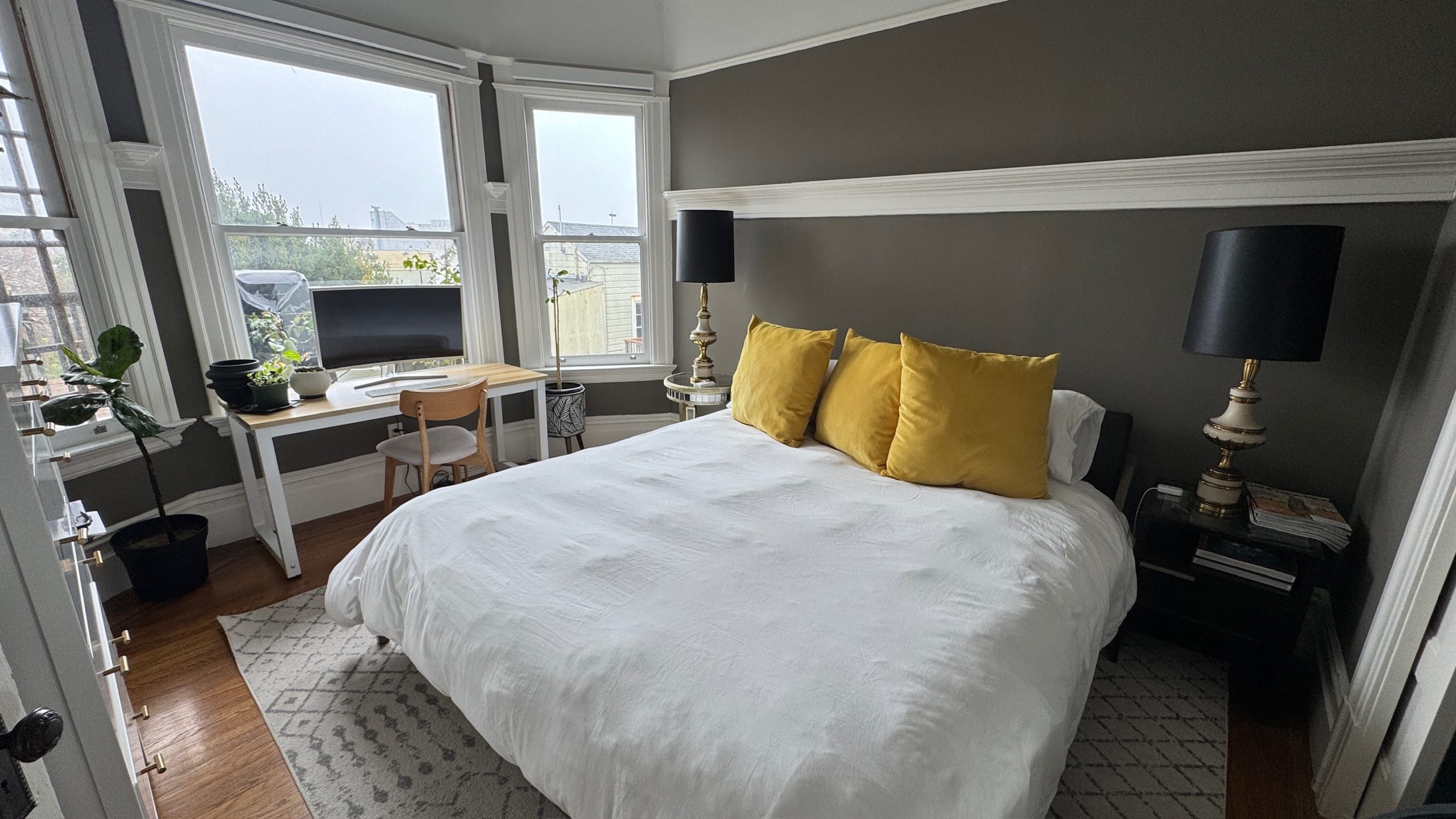 Condo in San Francisco · ★4.97 · 3 bedrooms · 5 beds · 2 baths - Image 4