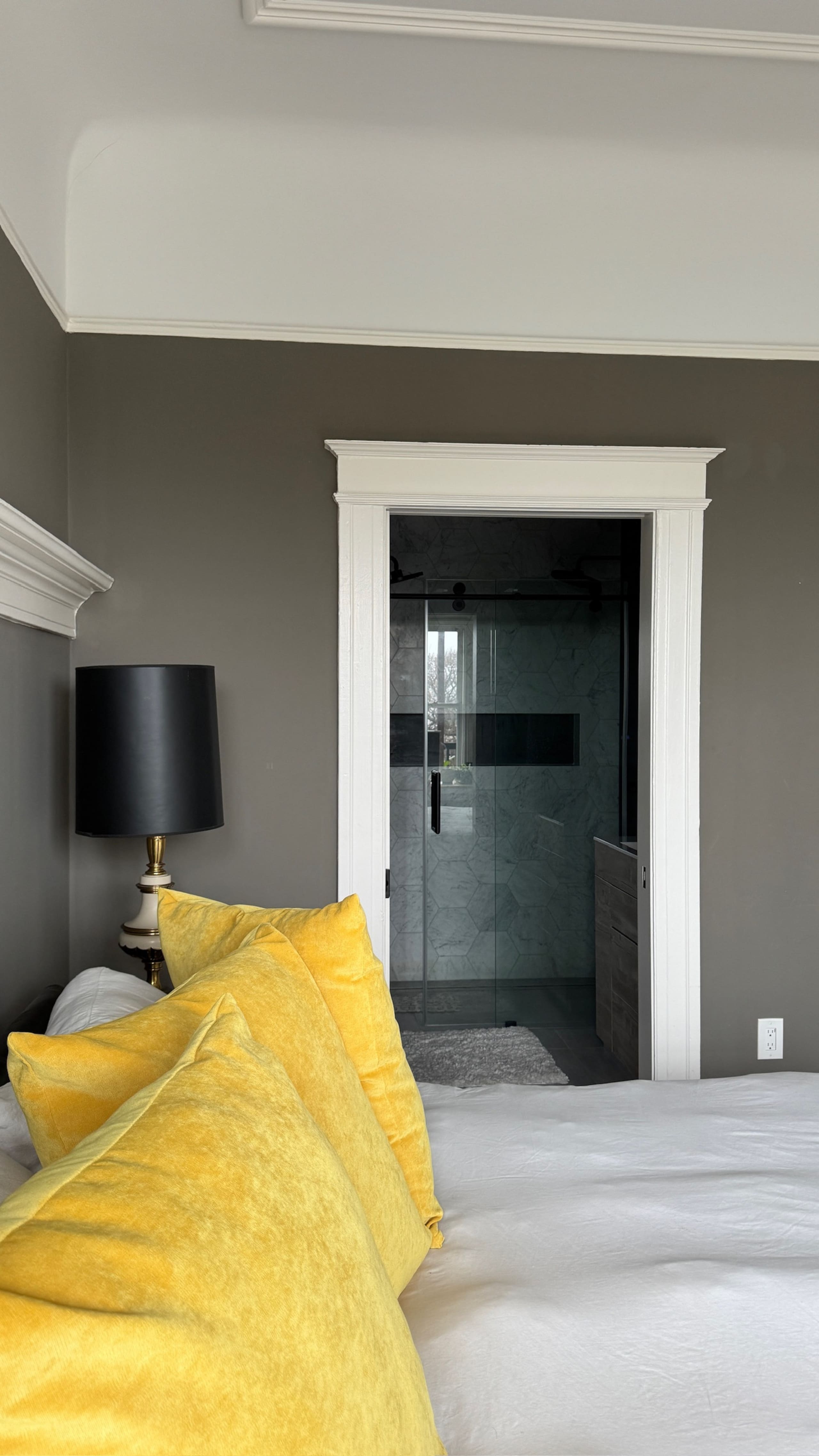 Condo in San Francisco · ★4.97 · 3 bedrooms · 5 beds · 2 baths - Image 5