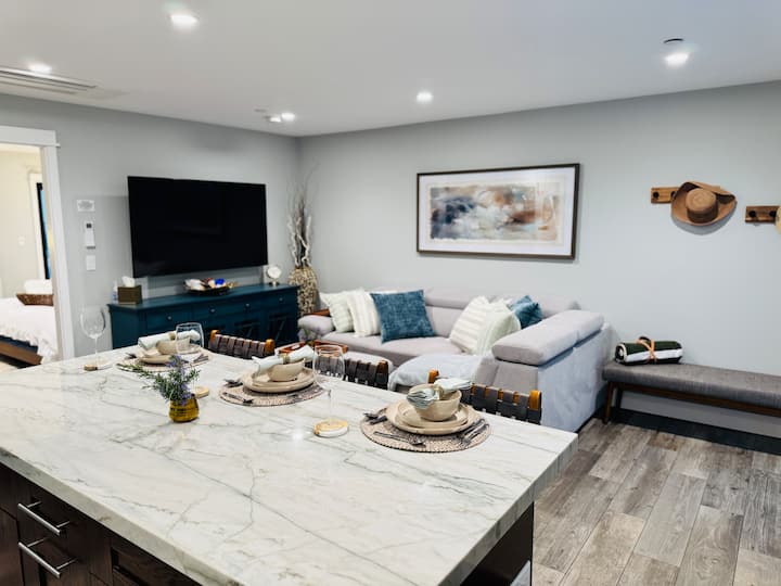 Luxurious King Suite Apartment - Mountain View, CA