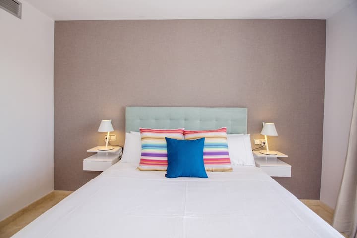 חדר שינה 1 מיטה 1.6 X2.0 mts